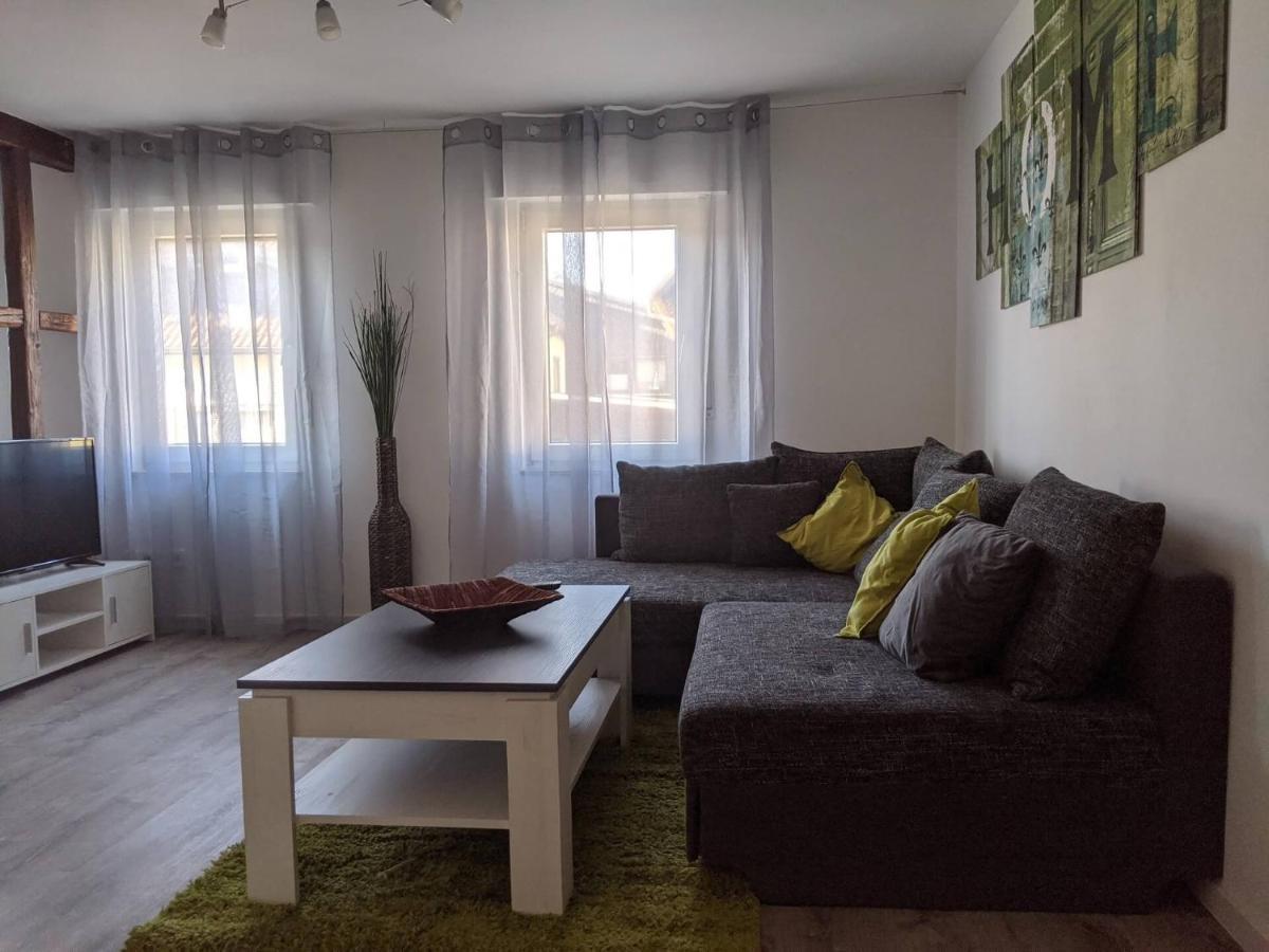 Zundel Apartment
